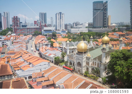 Arab street and Sultan Masjid chruch at Bugis, Singapore 108001593