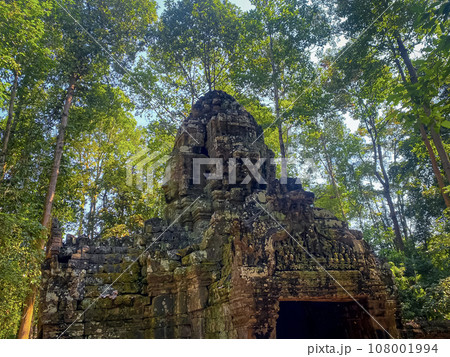Ta Som, Tasaom, a small Buddhist temple in Angkor, Cambodia Ta Som, Tasaom, a small Buddhist temple in Angkor, Cambodia 108001994