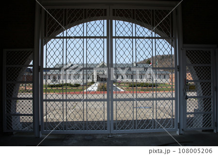 網走刑務所の正面からの風景 網走刑務所の正面からの風景 108005206