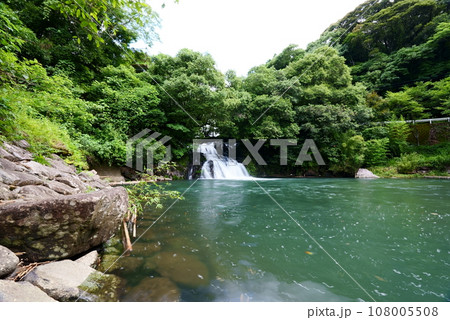 郡山の轟の滝の滝壺 郡山の轟の滝の滝壺 108005508