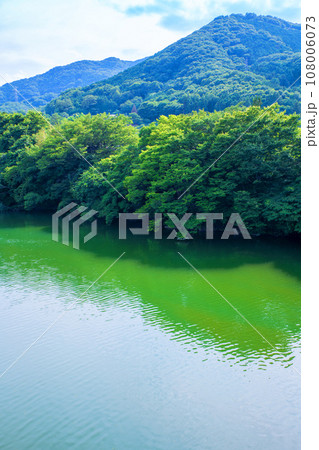 玉淀湖 寄居橋からの風景 寄居町 玉淀湖 寄居橋からの風景 寄居町 108006073