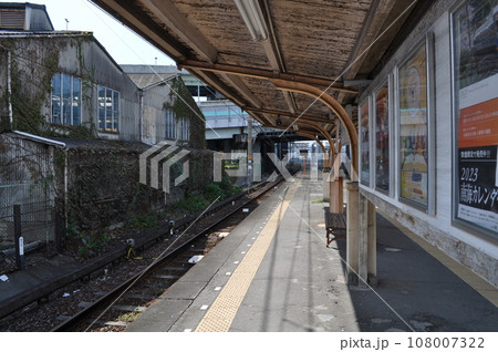 南海電鉄高野線　木津川駅 108007322