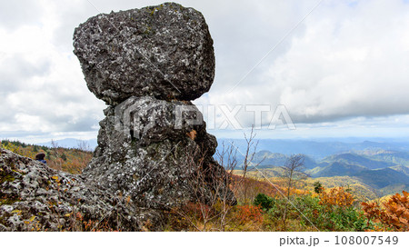 菅江真澄の足跡　森吉山冠岩からの眺め　秋田県 108007549