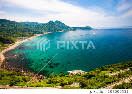 【新潟県･佐渡･岩谷口】佐渡の原風景が残る岩谷口 初夏編 108009551