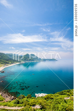 【新潟県･佐渡･岩谷口】佐渡の原風景が残る岩谷口 初夏編 108009556