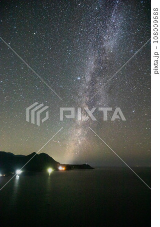 【新潟県･佐渡･岩谷口】佐渡の原風景が残る岩谷口 夏編 108009688