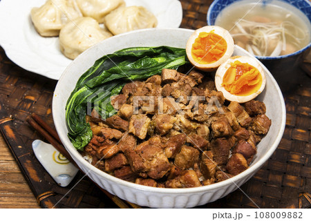 魯肉飯 台湾料理 魯肉飯 台湾料理 108009882
