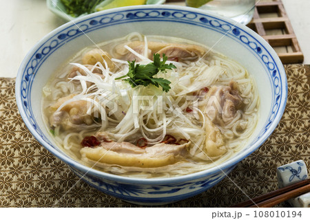 鶏肉のフォー 108010194