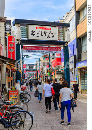 東京　品川区　戸越銀座商店街 108010936