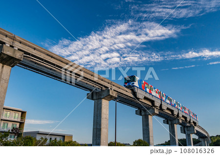 大阪モノレール彩都線 ラッピング列車 大阪モノレール彩都線 ラッピング列車 108016326