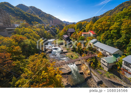 定山渓の紅葉 定山渓の紅葉 108016566