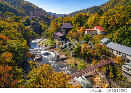 定山渓の紅葉 定山渓の紅葉 108016592