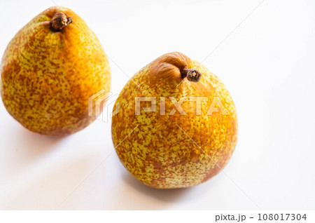 熟した西洋梨 ゼネラル・レクラーク 熟した西洋梨 ゼネラル・レクラーク 108017304