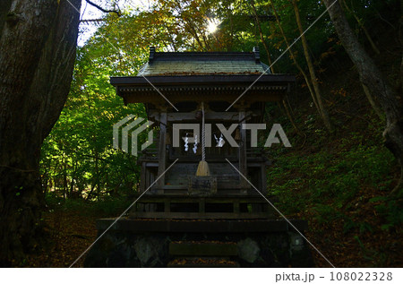 福島県西白河郡西郷村のパワースポット　剣桂神社 108022328