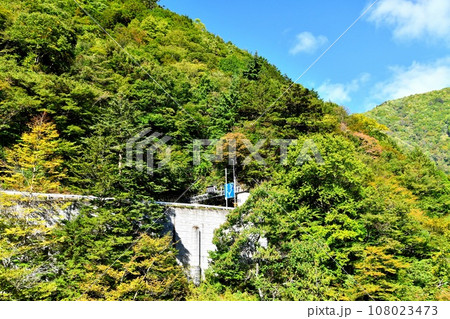 国道158号 入山トンネル 付近を望む(長野県松本市)【2023.10】 国道158号 入山トンネル 付近を望む(長野県松本市)【2023.10】 108023473
