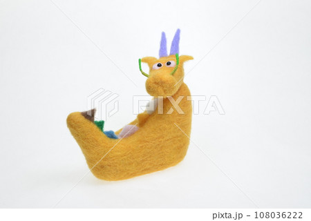 黄色の辰 108036222