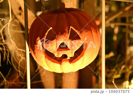 ハロウィン、イルミネーション 108037875
