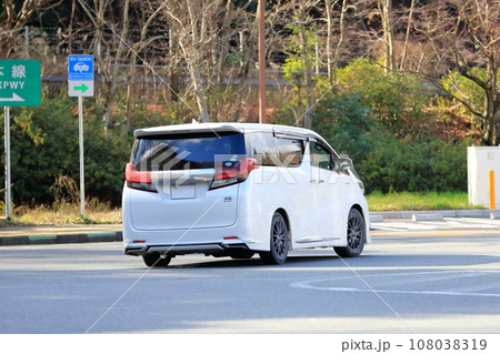 ミニバン　イメージ 108038319