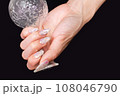 持つ手 108046790