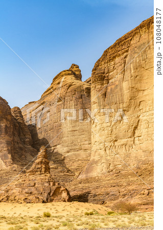 ジャバル・イクマ(サウジアラビア、アル・ウラ) 108048177