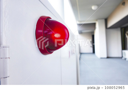 マンションの消火栓 108052965