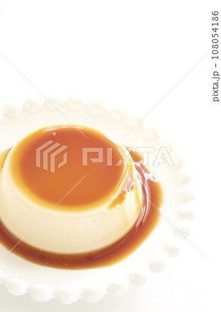 カラメルたっぷりのプリン 108054186