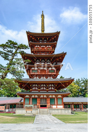 晴天の薬師寺(西塔) 晴天の薬師寺(西塔) 108055755