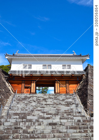 甲府城　鉄門 108056864