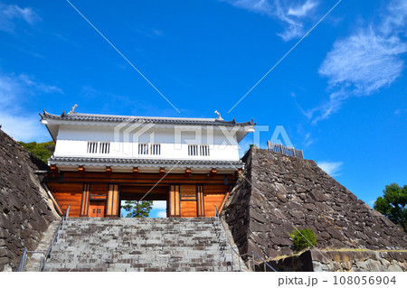 甲府城　鉄門 108056904