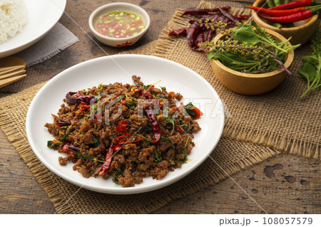 Thai Basil Minced beef,Stir fired ground beef with garlic and basil leaf in chilli sauce (Pad Kra pao) Thai Basil Minced beef,Stir fired ground beef with garlic and basil leaf in chilli sauce (Pad Kra pao) 108057579