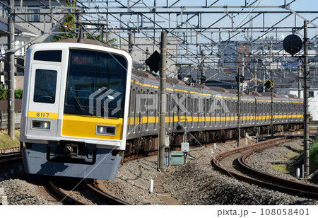 西武6000系 6117F 西武有楽町線開業40周年装飾 秋津~所沢 西武6000系 6117F 西武有楽町線開業40周年装飾 秋津~所沢 108058401