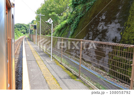 JR九州長崎本線、諫早駅から長崎駅までの旧線車窓風景(2022年9月) 108058792
