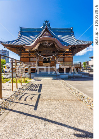 新潟市中央区沼垂東の沼垂白山神社　本殿 108058956
