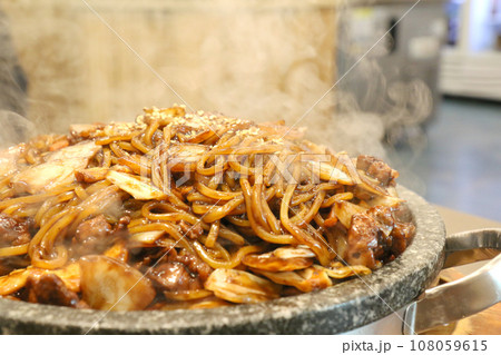 石焼きチャジャン麺（韓国） 108059615