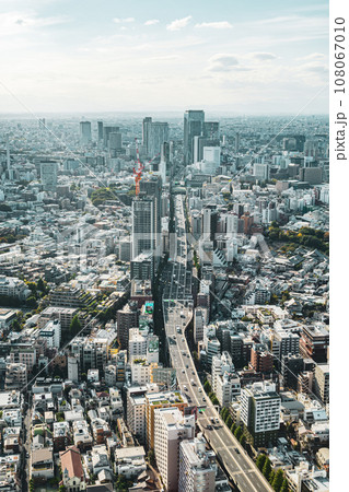 東京再開発 六本木から首都高速渋谷線周辺の俯瞰 2023.10　b-5 フィルム調 108067010