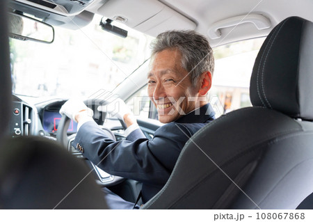 ドライバー　運転手　ライドシェア 108067868