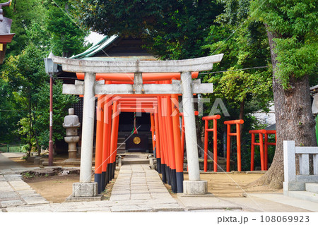 品川神社 摂社 阿那稲荷神社(東京都品川区北品川) 品川神社 摂社 阿那稲荷神社(東京都品川区北品川) 108069923