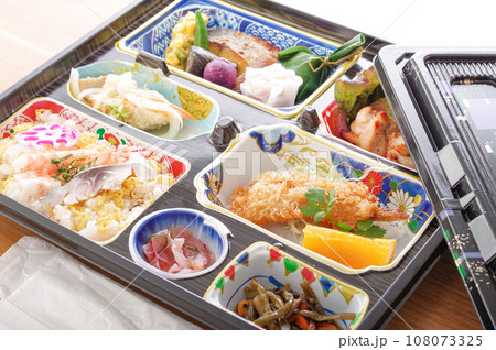 仕出し弁当 仕出し弁当 108073325