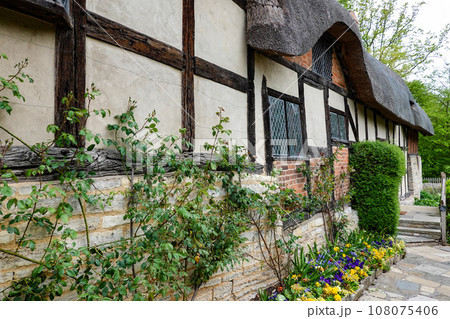 イギリス ストラットフォードアポン イギリス ストラットフォードアポン 108075406