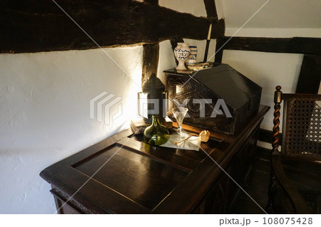 イギリス　ストラットフォードアポン 108075428