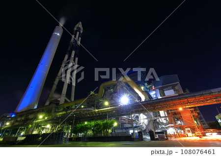 【愛媛県】製紙工場の夜景(四国中央市) 【愛媛県】製紙工場の夜景(四国中央市) 108076461