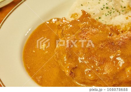チキンカレー　カレーライス　カフェ　料理 108078688