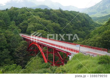 八ヶ岳高原の名所である東沢橋 108079050