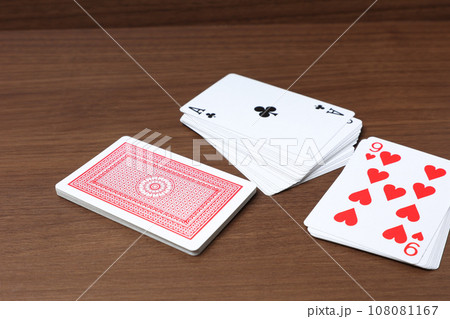 トランプ, 玩具, ゲーム, おもちゃ, 勝負, 遊び, カードゲーム, ポーカー, カード, 娯楽 108081167
