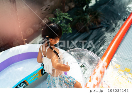 5 years old 5 years old 108084142