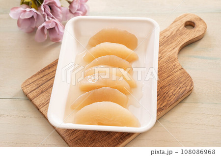 旬の梨でコンポート 108086968