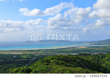 石垣島、野底岳周辺の風景 石垣島、野底岳周辺の風景 108087056