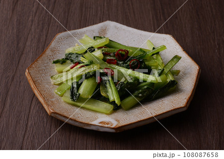 小松菜の青菜炒め 小松菜の青菜炒め 108087658