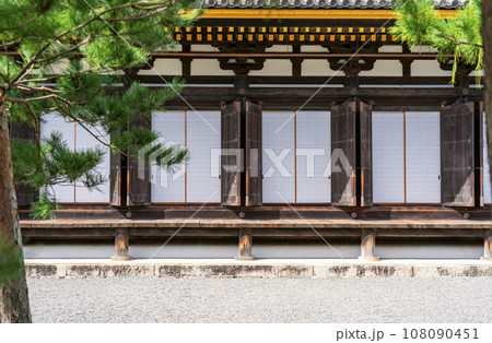 三十三間堂　本堂（京都市東山区三十三間堂廻町） 108090451