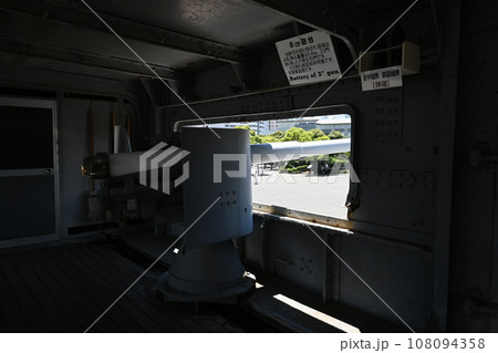 横須賀 戦艦「三笠」の砲台 横須賀 戦艦「三笠」の砲台 108094358